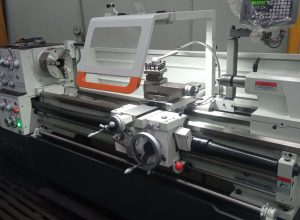 Torno-Novo-L-18-ima-usinagem